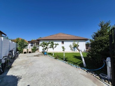 CASĂ DUPLEX SÂNTANDREI | GATA DE MUTAT | mobilata si utilata | 307 mp teren