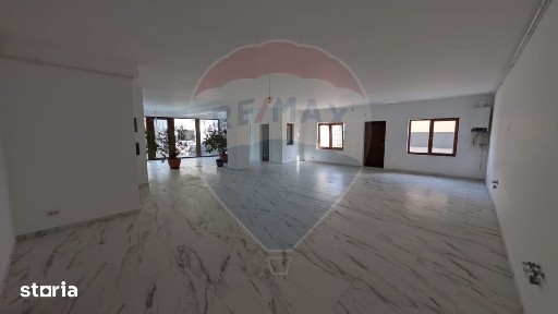Spațiu Comercial 135mp | Zona Clujana| Parter | Vitrină | 1500€