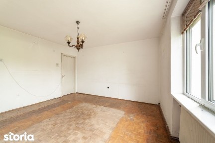 Apartament 2 camere et 3/4 Central, Pitesti