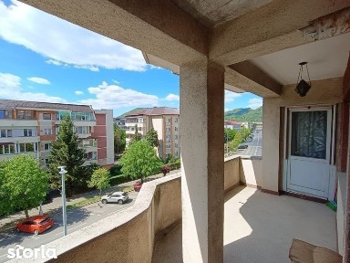 Apartament 4 camere confort sporit, 98 mp, strada Culturii