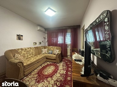 Agentia imobiliara VIGAFON vinde apartament 3 camere Malu Rosu