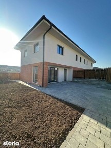 Duplex finisat cu 4 camere de vanzare cu CF in Chinteni (proprietar)