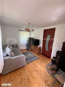 Casa de vacanta cu 4 camere, 1470 mp teren, Sugag