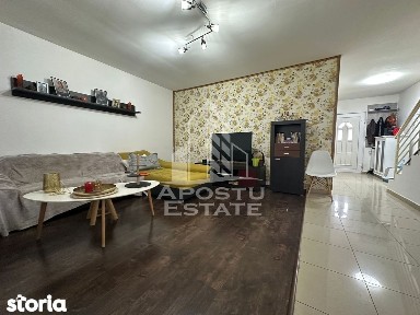 Triplex cu 3 camere de vanzare, P+M, Utvin, Timis