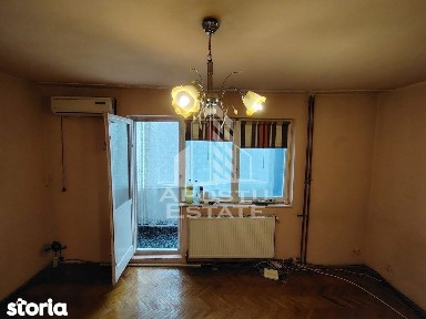 Apartament cu 2 camere de vanzare, boxa, Zona Cetatii, Timisoara