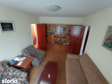 Colegiul energetic 3 camere etaj 3/10