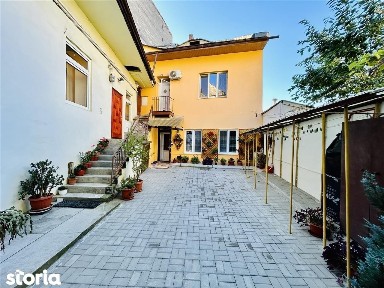 Garsoniera moderna, 44 mp utili, complet renovata - zona Centrala