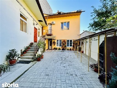 Garsoniera moderna, 44 mp utili, complet renovata - zona Centrala