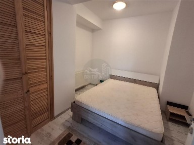 Apartament 2 camere balcon si loc parcare zona Doamna Stanca