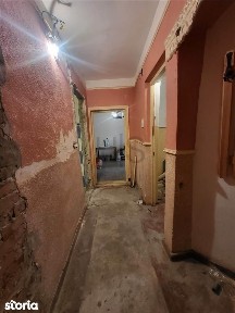 Garsoniera etajul 1 din 4