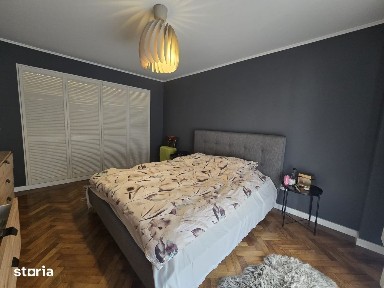 De vanzare Apartament 3 camere cu scara interioara, Tolstoi.