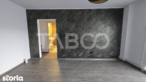 Apartament 2 camere la parter pretabil spatiu comercial de vanzare