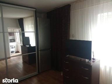 Inchiriez garsoniera la casa zona delfinariu