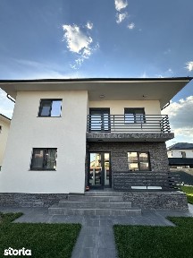Casă nouă Paulesti, suprafață generoasă + curte mare
