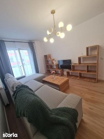 Apartament de 2 camere decomandat, 51 mp, 2 balcoane, zona Terra