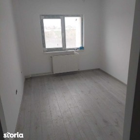 Vand apartament 3 camere