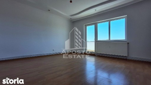 Apartament 3 camere,decomandat, nemobilat, Confectii