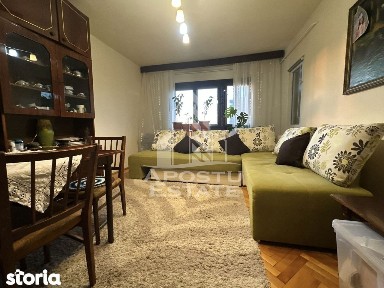 Apartament cu 3 camere de vanzare, zona Steaua, Timisoara