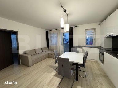 Apartament 3 camere, 59.50 mp, intermediar, debara, parcare, zona VIVO