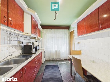 Apartament cu 5 camere în zona Polivalentă