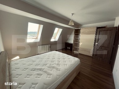 Apartament cu 3 camere, 72 mp, cu parcare, in zona Eroilor.