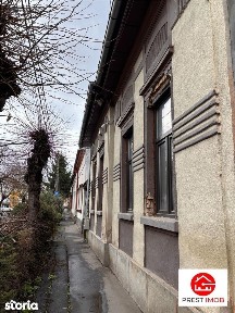 Casa de vanzare