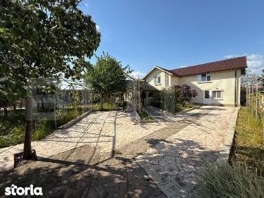 Casa S+P+M cu 748 mp de teren, zona Carcea