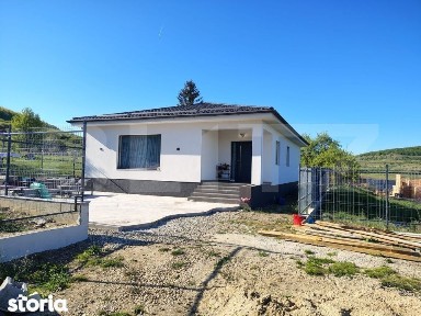 Casa individuala un nivel, aproape de padure, 130 mp utili, Valcele