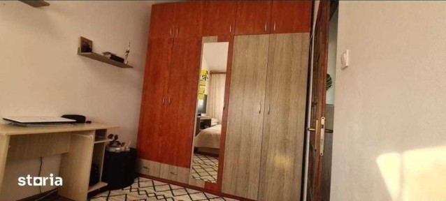 Persoana Fizica - Vanzare apartament cu o camera decomandat