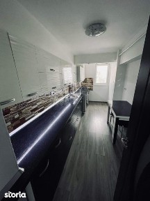 Inchiriez apartament 2 camere decomandate zona Neacsu