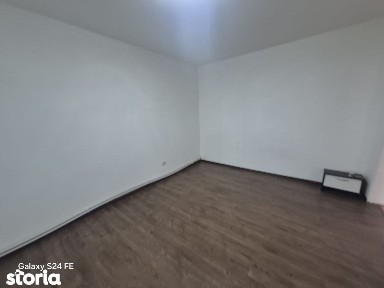Apartament 3 camere, zona 1 Decembrie 1918