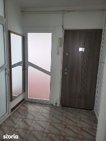 Vând Apartament zona Liceul Agroalimentar ( depozit farmaceutic)