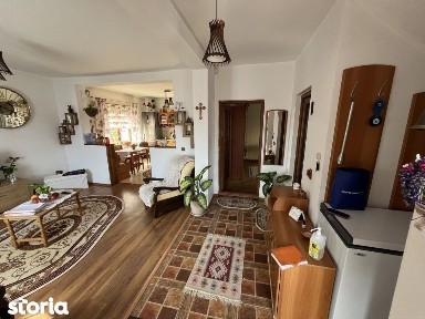 Exclusivitate! Vila P+M inalta, 5 camere, placa beton, Valu lui Traian
