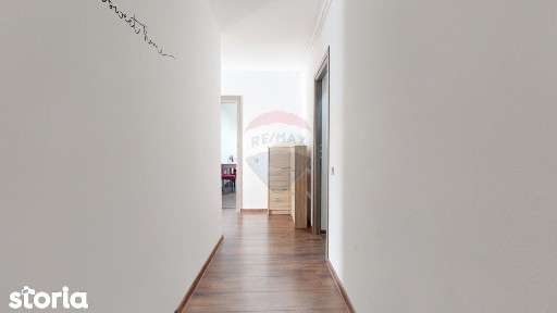 Apartament cu 2 camere de închiriat în zona Tractorul