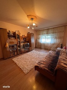 Apartament 4 camere, 84 mp, zona Craiovita Noua