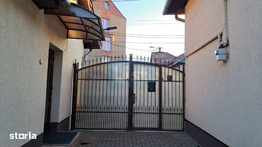 Casa la cheie, 180 mp, teren 511 mp, central Someseni
