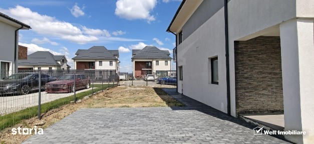 Casa individuala de vanzare in Dezmir, teren 741 mp