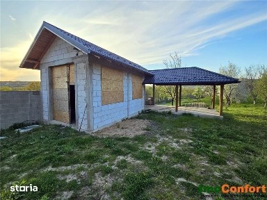 Vila cu suprafata de 588mp si1600mp teren langa Pascani