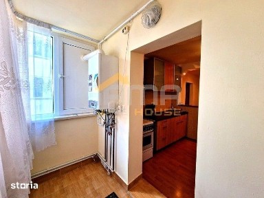 Apartament 2 camere, etaj 2, zona Podgoria