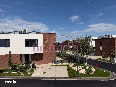 Marina Snagov - Inchiriere - Vila NOUA - 5 camere - ponton la Lacul Sn