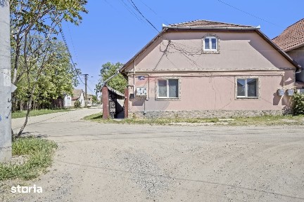 Apartament spațios la casă, renovat, ultracentral Pecica