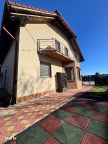 0% comision: Proprietate completa, 2 locuinte si terasa mare de 72 mp