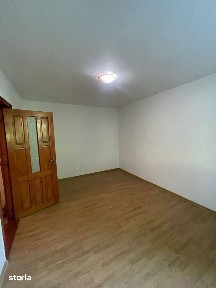 De vanzare apartament cu 2 camere decomandat, Pret 42500euro