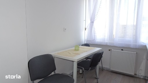 Inchiriez apartament 2 camere in Deva, zona Bld. 1 Decembrie, etaj 2