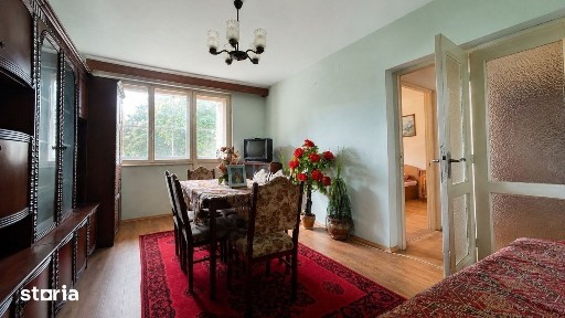 Apartament cu 3 camere, Rogerius, Etaj 3