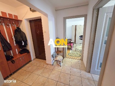 Apartament 3 camere, 65 mp utili, 2 bai, etaj 2, Cetate, zona Stadion
