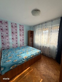 Apartament 3 camere, decomandat, etajul 3, zona 9 Mai