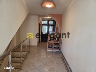 Cladire comerciala│S+P+2E+M│an 2007│101 mp│Centrala│Centrul