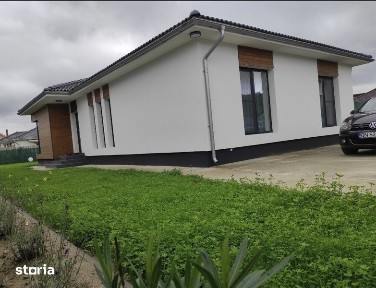 Casa parter pe 500 mp teren