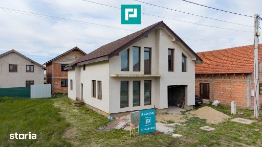 Casă impunătoare la gri în Curtici